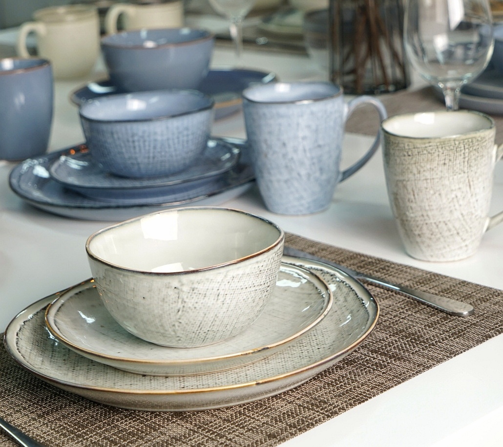 stoneware dinnerware set embossed jeans texture pattern with reactive glaze