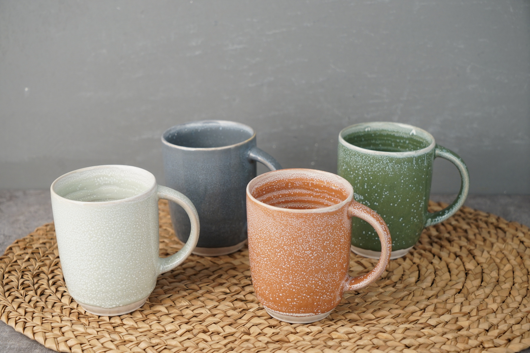 stoneware coffee mug set reactive glaze with rough glaze