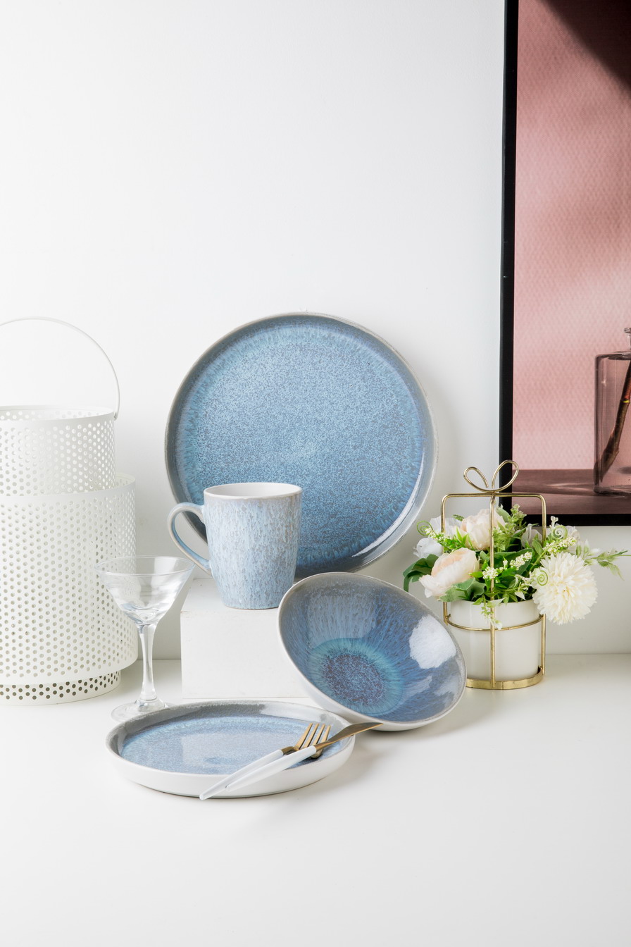 Stoneware light blue color reactive glaze diinerware set QX683