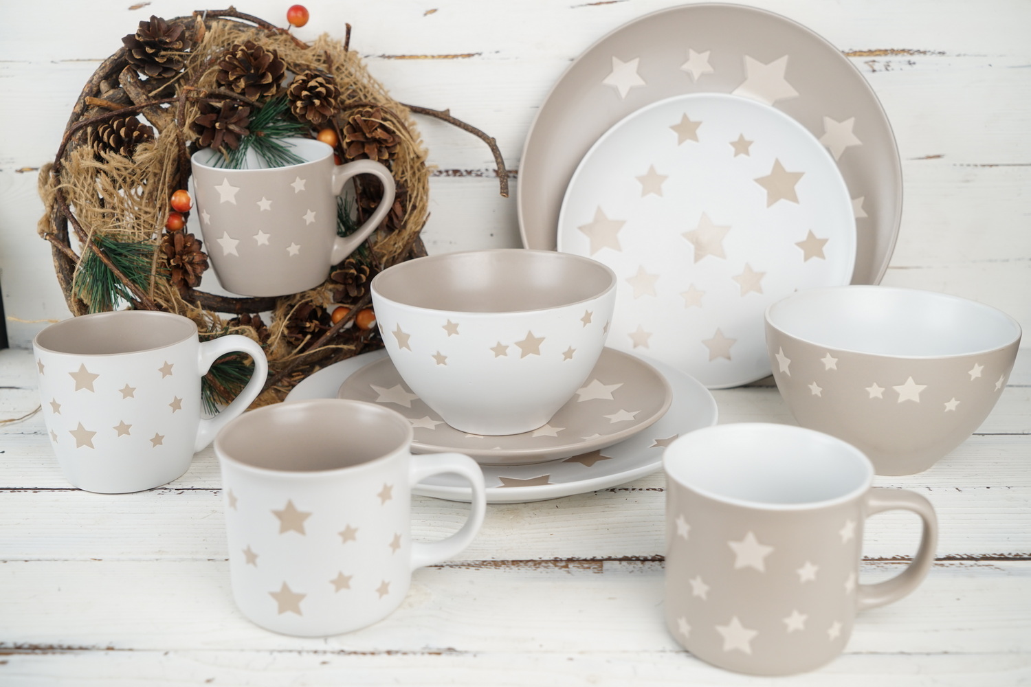 stoneware dinnerware set with engraved Christmas star BH888