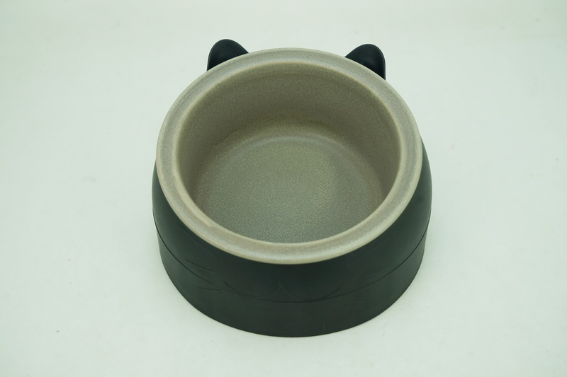 1x stoneware 550ml pet bowl with plastic holder   PE9072